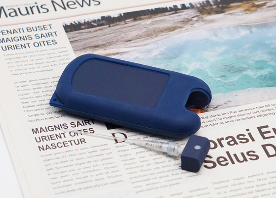 Bolsillo cosmético azul marino de la tarjeta de crédito de la botella vacía de Mini Plastic Perfume Atomizer Spray