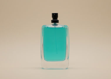 Botella cosmética del espray del rectángulo con el rociador negro mate del perfume de la encrespadura