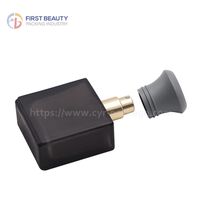 Las tapas de las botellas de perfume FEA15 coinciden perfectamente con la combinación de collar de pulverizador de perfume FEA15mm