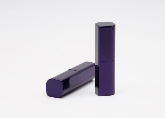 El Rhombus de capa ULTRAVIOLETA forma los tubos de aluminio del protector labial lindos